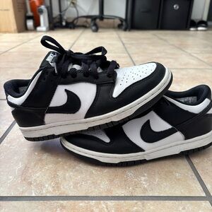 Nike Classic Black and White Low-Tops